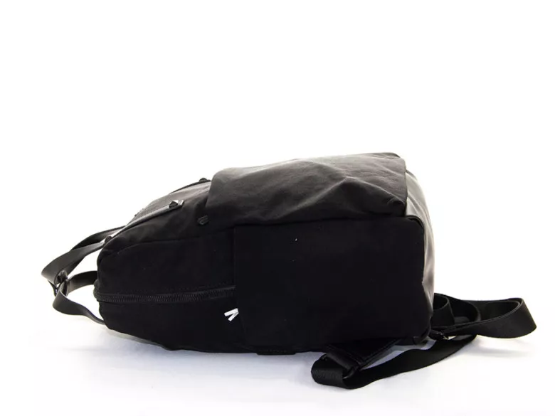 Рюкзак городской David Jones  8261 black