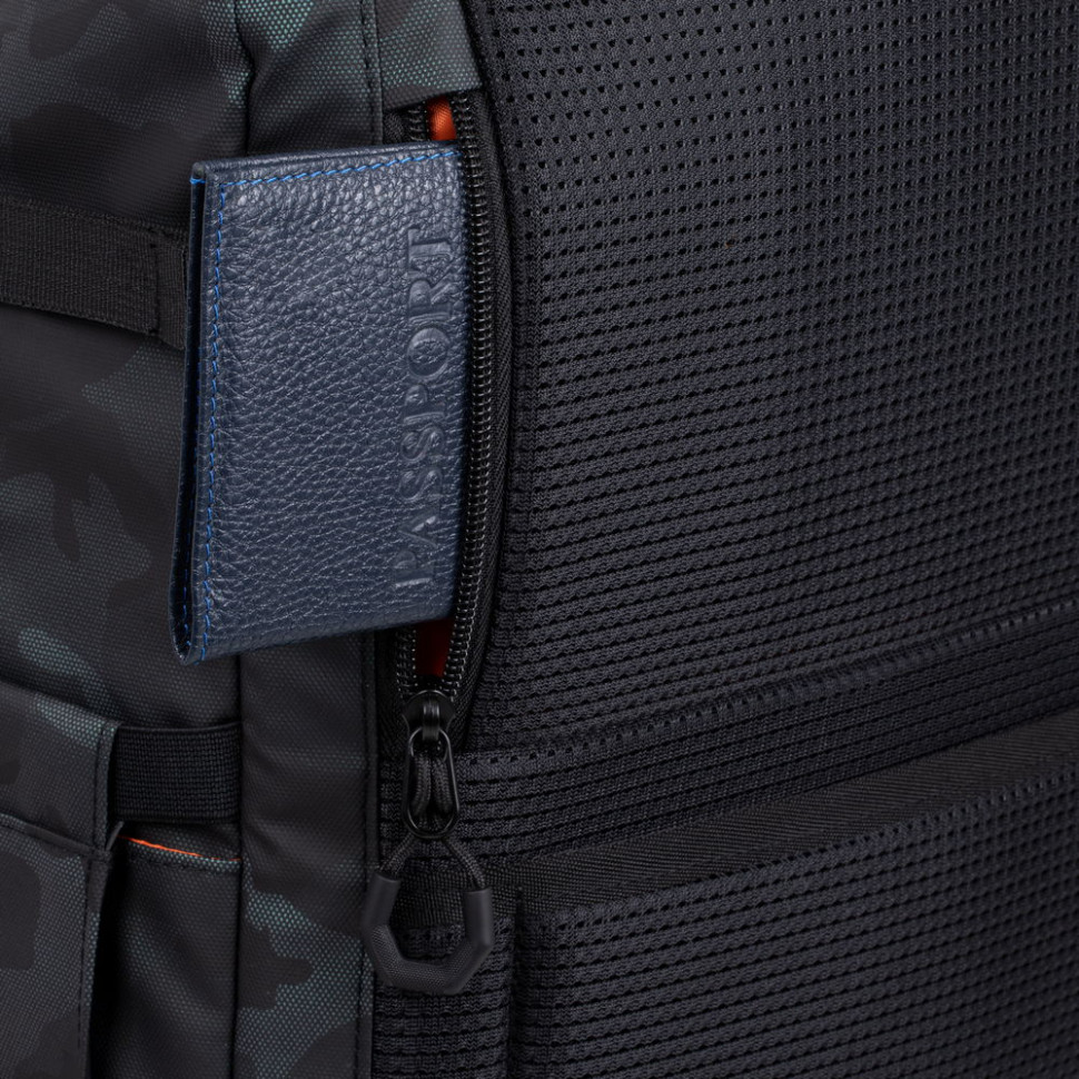 Рюкзак для ноутбука 17.3" RIVACASE, 7661 navy camo