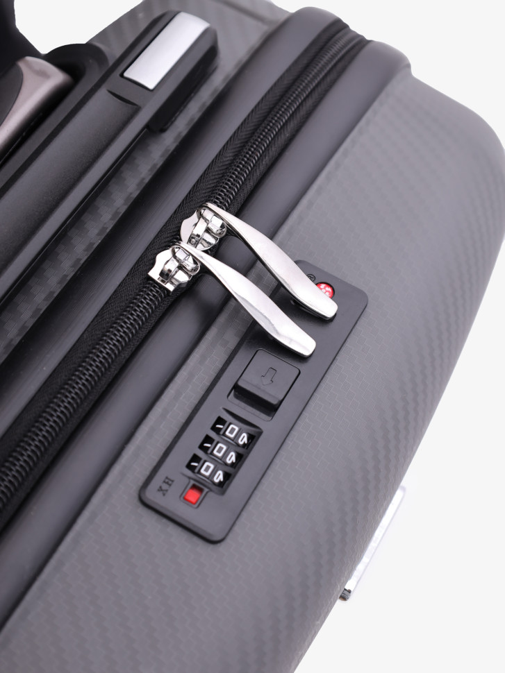 Чемодан RION+ 461 18"