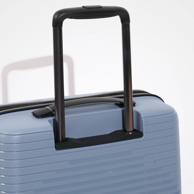 Чемодан Eberhart Eagle 50E-032 4 колеса серо-голубой Чемодан Eberhart Eagle 50E-032 4 колеса серо-голубой