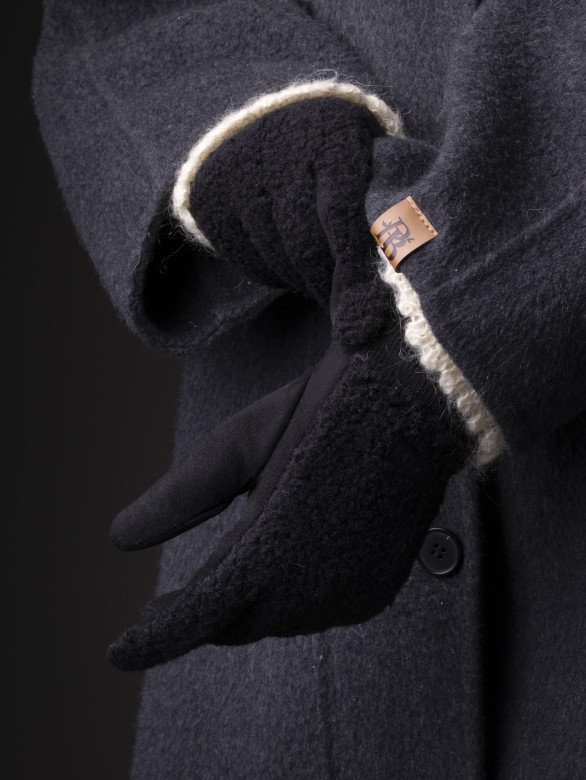 Перчатки женские Baggins черные Перчатки женские Baggins черные