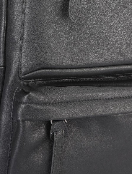 Большой мужской рюкзак из натуральной кожи Hight Touch 2004-9 чёрный Большой мужской рюкзак из натуральной кожи Hight Touch 2004-9 чёрный