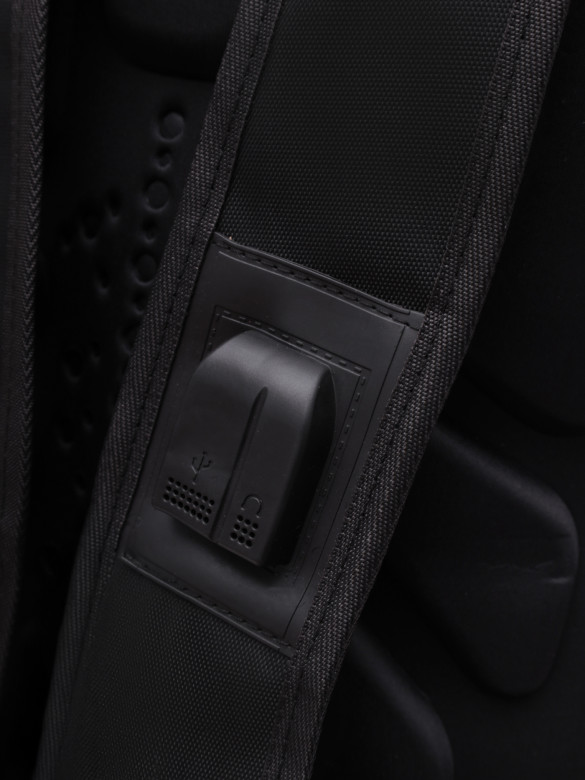 Рюкзак швейцарский Tiger Knife Ж01-8810 чёрный Рюкзак швейцарский Tiger Knife Ж01-8810 чёрный