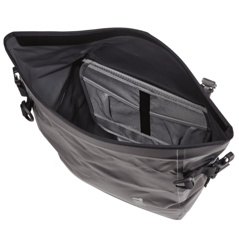 Велосипедные сумки Thule Shield Pannier, 13L Pair, Black, 2 шт. Велосипедные сумки Thule Shield Pannier, 13L Pair, Black, 2 шт.