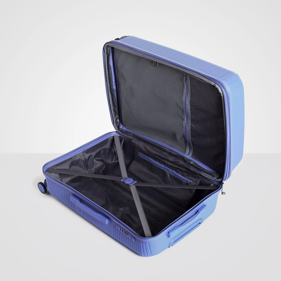 Чемодан Eberhart 49M Miracle полипропилен 