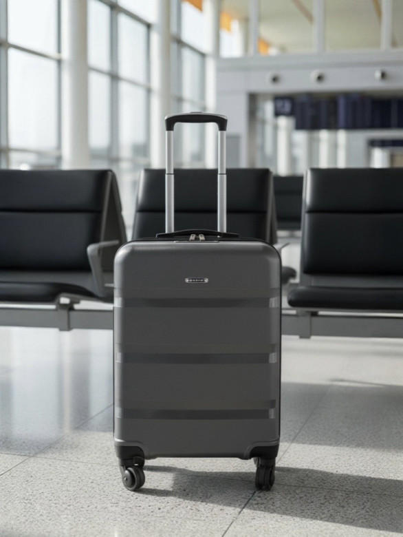 Чемодан для ручной клади из полипропилена Rion+, 460  18"