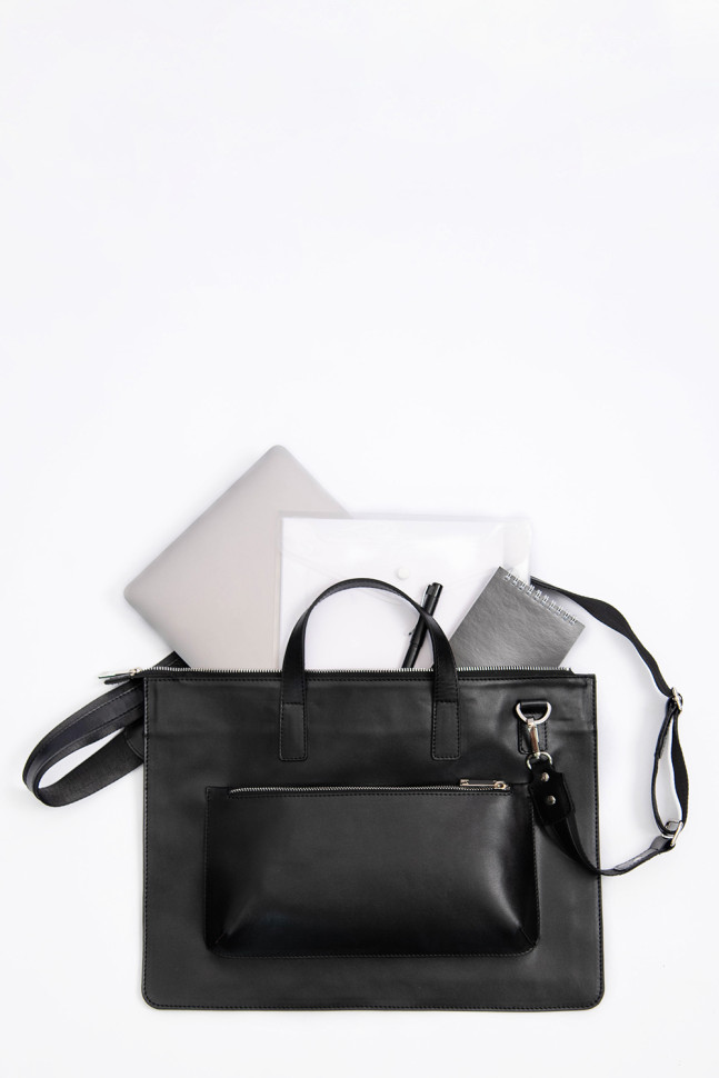 Сумка Protege Ц-580.8 черная гладкая