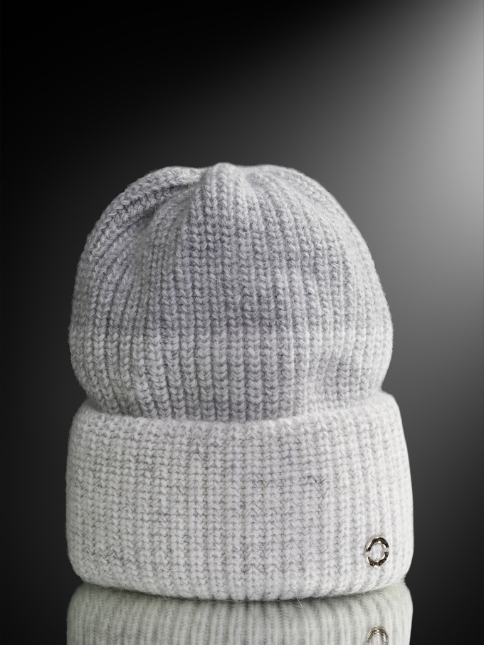Шапка женская 12650 MARHATTER серо-белый (56-58)