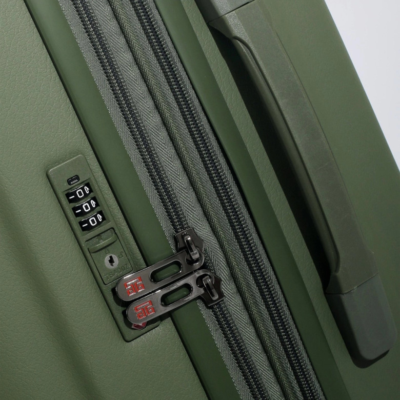 Чемодан Eberhart 06R Riviera 4 колеса Чемодан Eberhart 06R Riviera 4 колеса