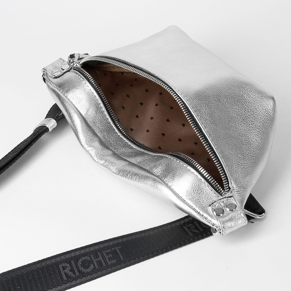Сумка на пояс Richet 2476VNM серебряная Сумка на пояс Richet 2476VNM серебряная